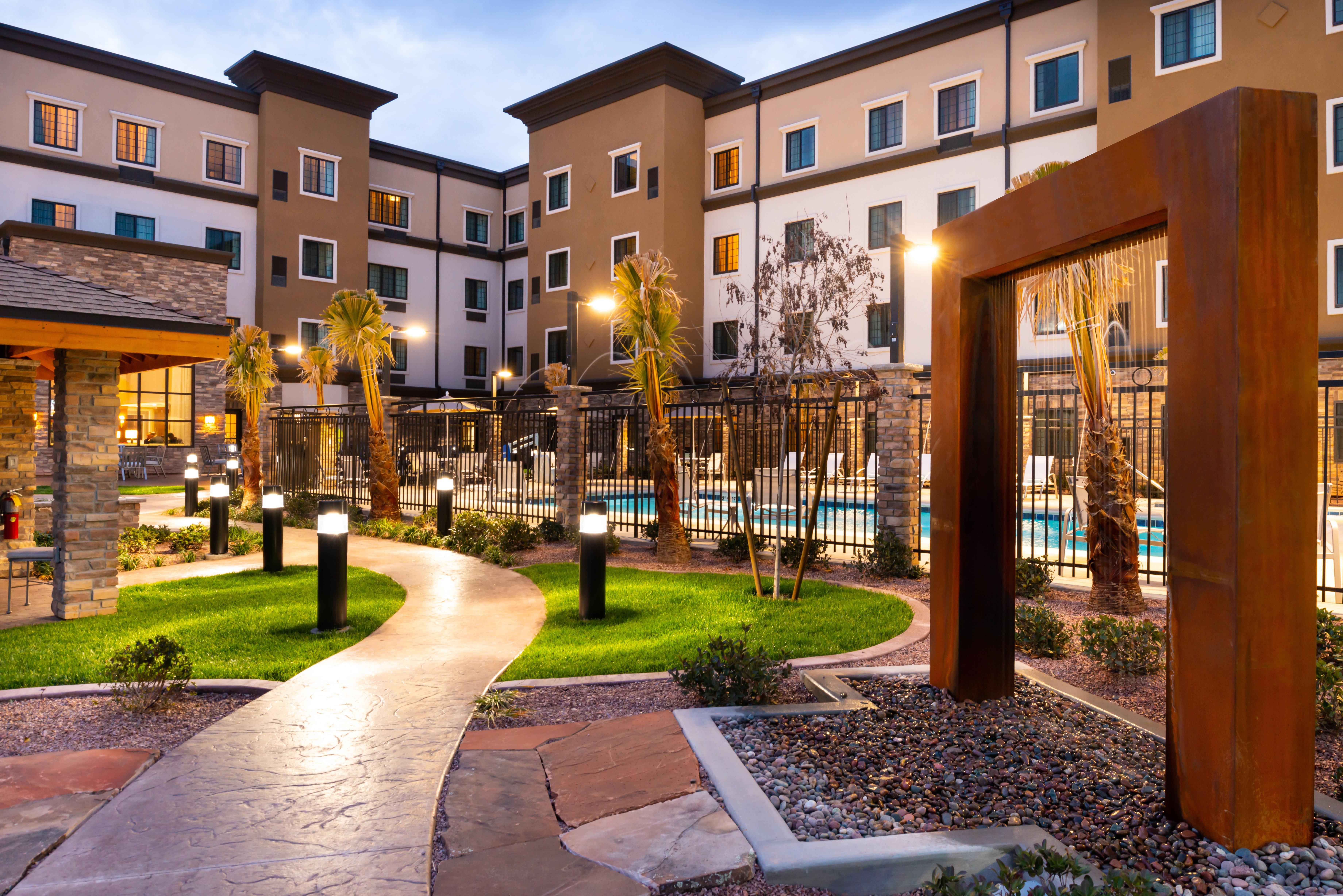 Staybridge Suites - St George By Ihg Сейнт Джордж Екстериор снимка